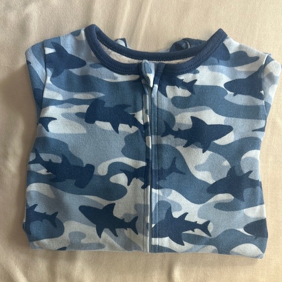 Kids Headquarters - Blue Camo shark design Pajama Blanket Sleeper - Picture 1 of 3
